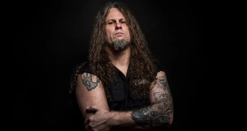Morbid Angel: "As pessoas têm períodos curtos de atenção agora, e acho que dez músicas são quase músicas demais para elas absorverem", diz Steve Tucker