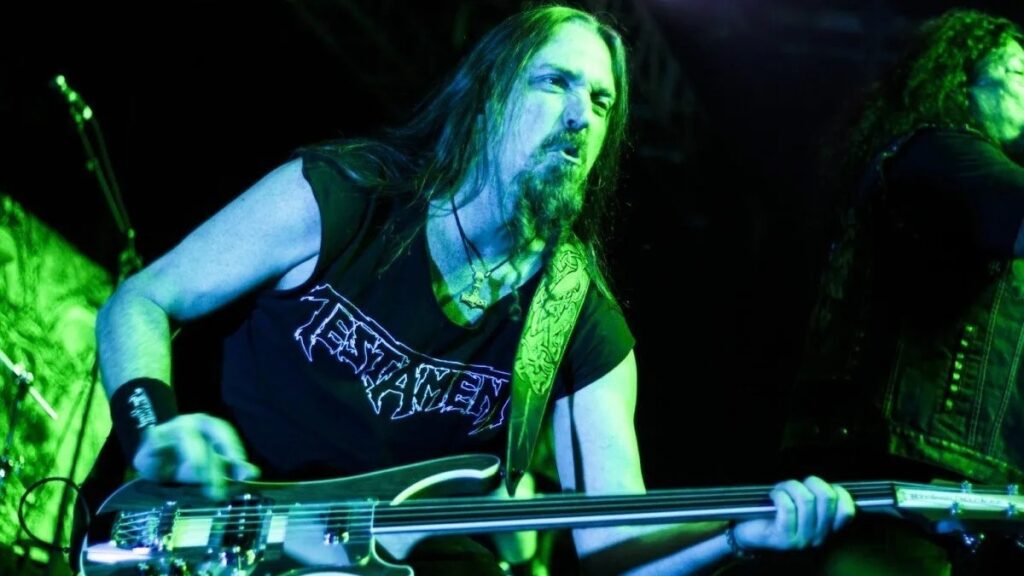 Testament O impacto negativo de …And Justice for All segundo Steve DiGiorgio, com baixistas sendo empurrados para para o fundo, era constrangedor