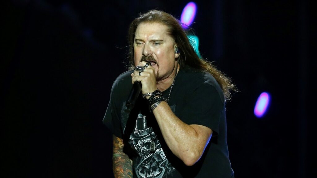 Dream Theater: Qual é o álbum do definitivo da banda? James Labrie responde!