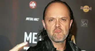 Lars Ulrich discute sobre o relacionamento do Metallica com os fãs.