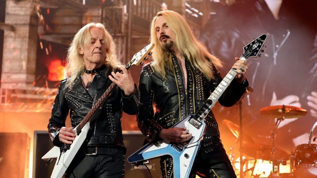 Judas Priest: "Você nunca pode substituir alguém como KK Downing. Quando você tem a oportunidade para essa posição, você tem que respeitar o que veio antes", diz Richie Faulkner
