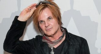 Rikki Rockett, do Poison, afirma que Slash não escreveu os riffs de 