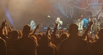 Saxon: Doro Pesch canta 