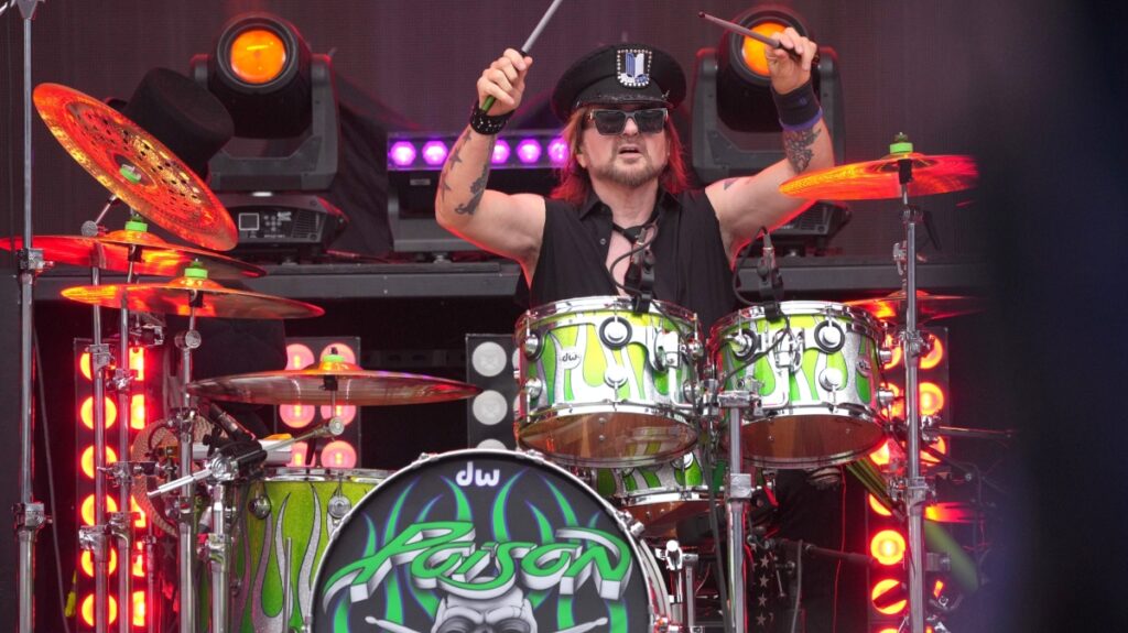 Poison: "Por 40 anos fomos os azarões. Nunca fomos os queridinhos da indústria", diz Rikki Rockett