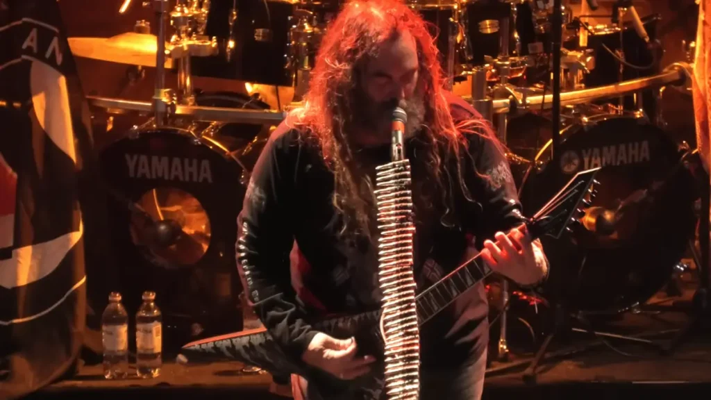 "Eles ainda chamam de Sepultura, mas todo mundo sabe que não é a mesma coisa e nunca será", diz Max Cavalera