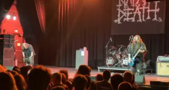 O Napalm Death se apresentou sem o vocalista Mark 