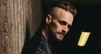 Erik Grönwall precisou abandonar turnê europeia com Michael Schenker: 