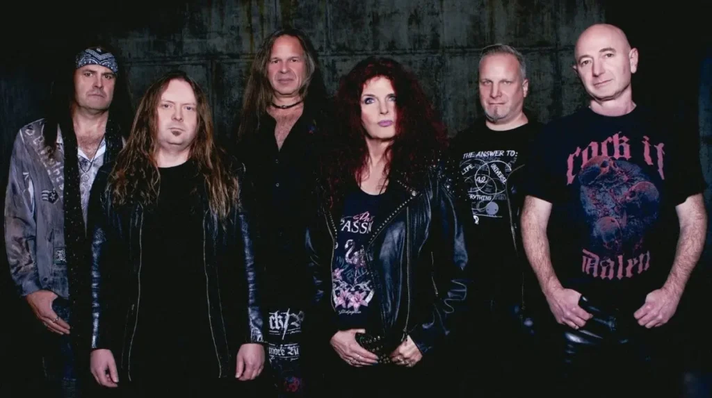 Front Row Warriors: revelação do Melodic Hard Rock da Alemanha lança o novo single "Running Out Of Time" (confira!)