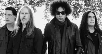 Alice in Chains: todos os shows restantes do mês de maio são cancelados por conta da saúde do baterista Sean Kinney