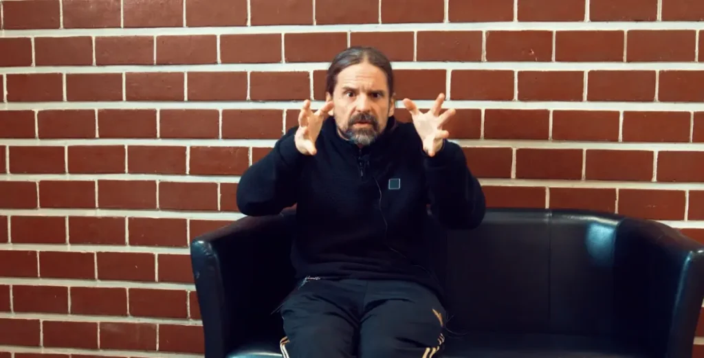 Sepultura: "Eu estava me sentindo muito pressionado a escrever outro álbum, a fazer outro ciclo, a fazer outra turnê", diz Andreas Kisser