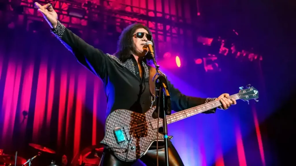 Kiss: "Enquanto estiver no auge, saia do ringue", diz Gene Simmons sobre bandas antigas que ainda não se aposentaram