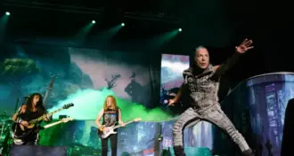 Iron Maiden não quer uso excessivo de câmeras de celulares durante a nova turnê: 