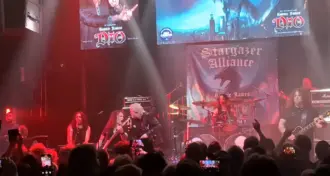 Mais de 20 músicos se reúnem para homenagear Ronnie James Dio em Estocolmo, na Suécia (assista!)
