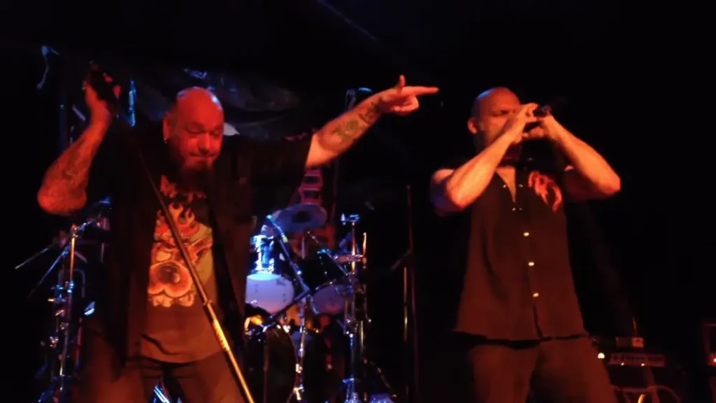 Iron Maiden: "Sempre esperei que Paul, Bruce e eu estivéssemos juntos em algum lugar no palco. Um show. Seria fantástico. Esse sonho morreu com Paul", diz Blaze Bayley
