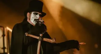 King Diamond é diagnosticado com faringite estreptocócica e cancela 4 shows