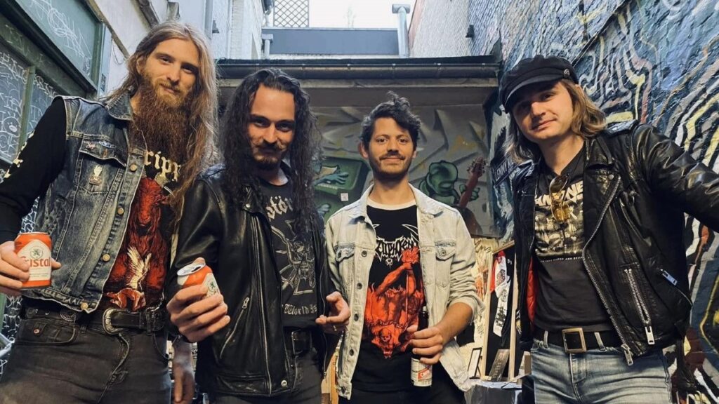 Da província de Limburg, terra do Evil Invaders, surge o Speed Queen, fazendo "rock veloz" e matador do jeito que a gente gosta!