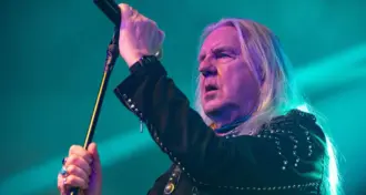 Saxon: Biff Byford esclarece mal-entendido sobre o seu tipo de câncer