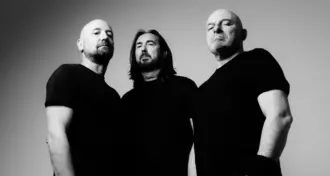 Coroner: após 32 anos, novo álbum finalmente verá a luz do dia; ouça a nova música 