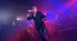 Novo álbum de Geoff Tate, ex-vocalista do Queensrÿche, será produzido por John Moyer (Disturbed)