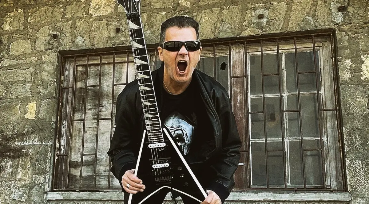 Paradox: 2° single “Fragrance of Violence” é divulgado
