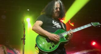 Testament: Alex Skolnick parte em defesa de Ozzy no caso de agressão contra Sharon