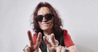 Ozzy Osbourne queria que Glenn Hughes tocasse com ele em uma banda depois que Ozzy deixou o Black Sabbath