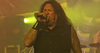 Testament: Dave Mustaine tentou impedir que eles usassem os próprios equipamentos em turnê
