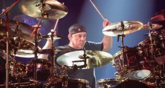 A música que Alex Lifeson dedicou ao amigo Neil Peart