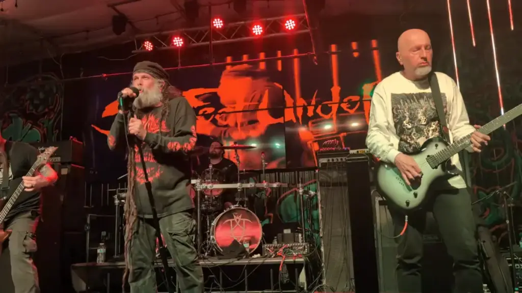 Six Feet Under: segundo Chris Barnes, novo disco irá impressionar os fãs, e ele não está exagerando