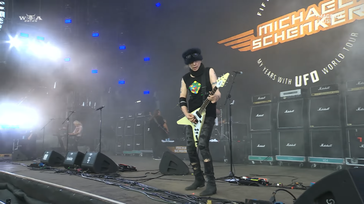 UFO: Michael Schenker diz que as pessoas "não têm conhecimento suficiente para entender" que ele não é um músico fazendo tributo