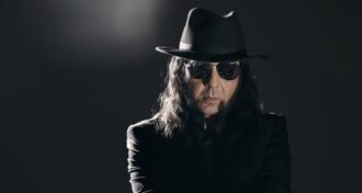 Daron Malakian está farto da direita e da esquerda: 