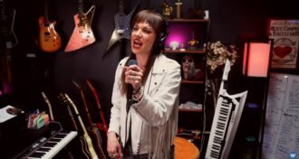 Halestorm lança versão de 