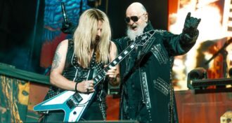 Richie Faulkner quase deixou de entrar para o Judas Priest por apagar e-mails pensando que eram spams