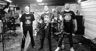 Estreia: Speed/Black/Thrash Metal oriundo da Suíça e cantado em português