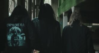 Carnivore A.D.: com baterista original e sem Peter Steele, banda lança o 1° single em quase 40 anos