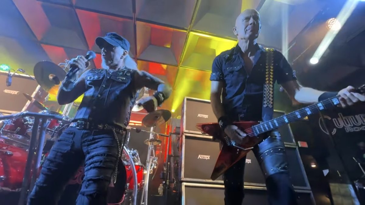 Accept: disco que celebra os 50 anos da banda traz convidados do Pantera, Judas Priest, Metallica, Ghost e Scorpions