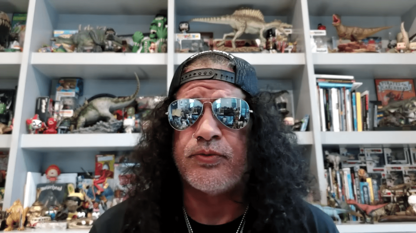 Slash confirma novo álbum com Myles Kennedy para fevereiro e revela planos para uma agenda intensa em 2027