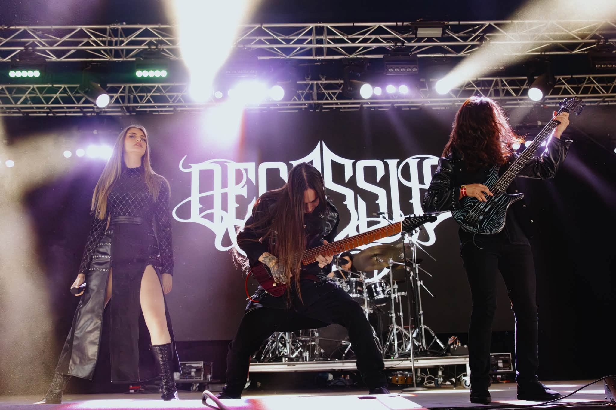 Decessus assina com a BLKIIBLK e prepara estreia internacional no metal extremo
