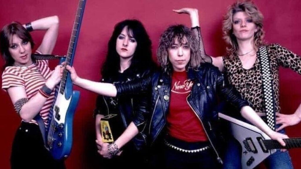 Girlschool resgata noite histórica de Reading com álbum ao vivo de 1981