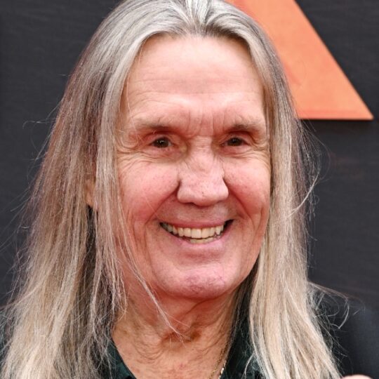 Nicko McBrain (Iron Maiden) se manifesta sobre Trump: 