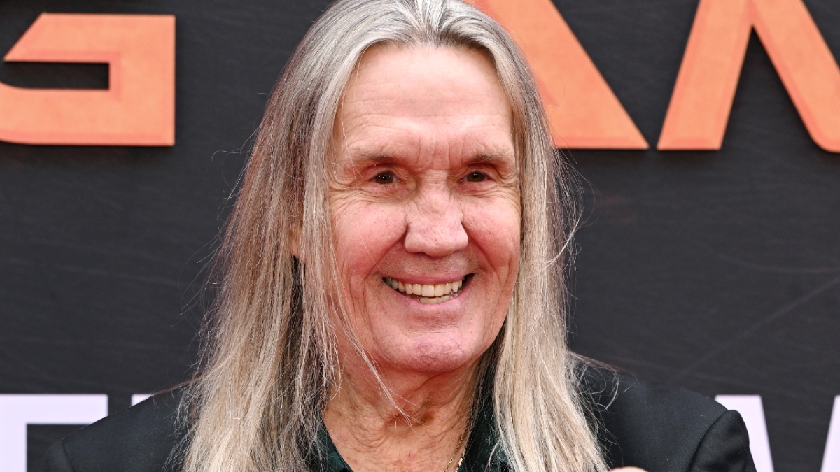 Nicko McBrain (Iron Maiden) se manifesta sobre Trump: "Ele e seus comparsas deveriam acabar na cadeia"
